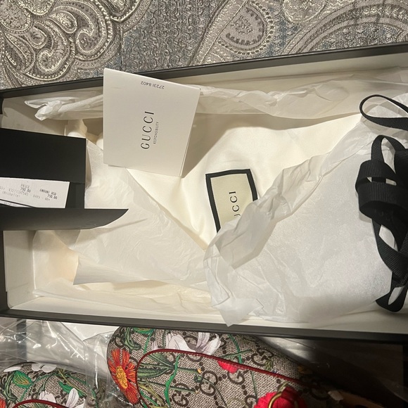 Gucci Princeton size 40 I wore them 4 times good condition - Picture 2 of 10